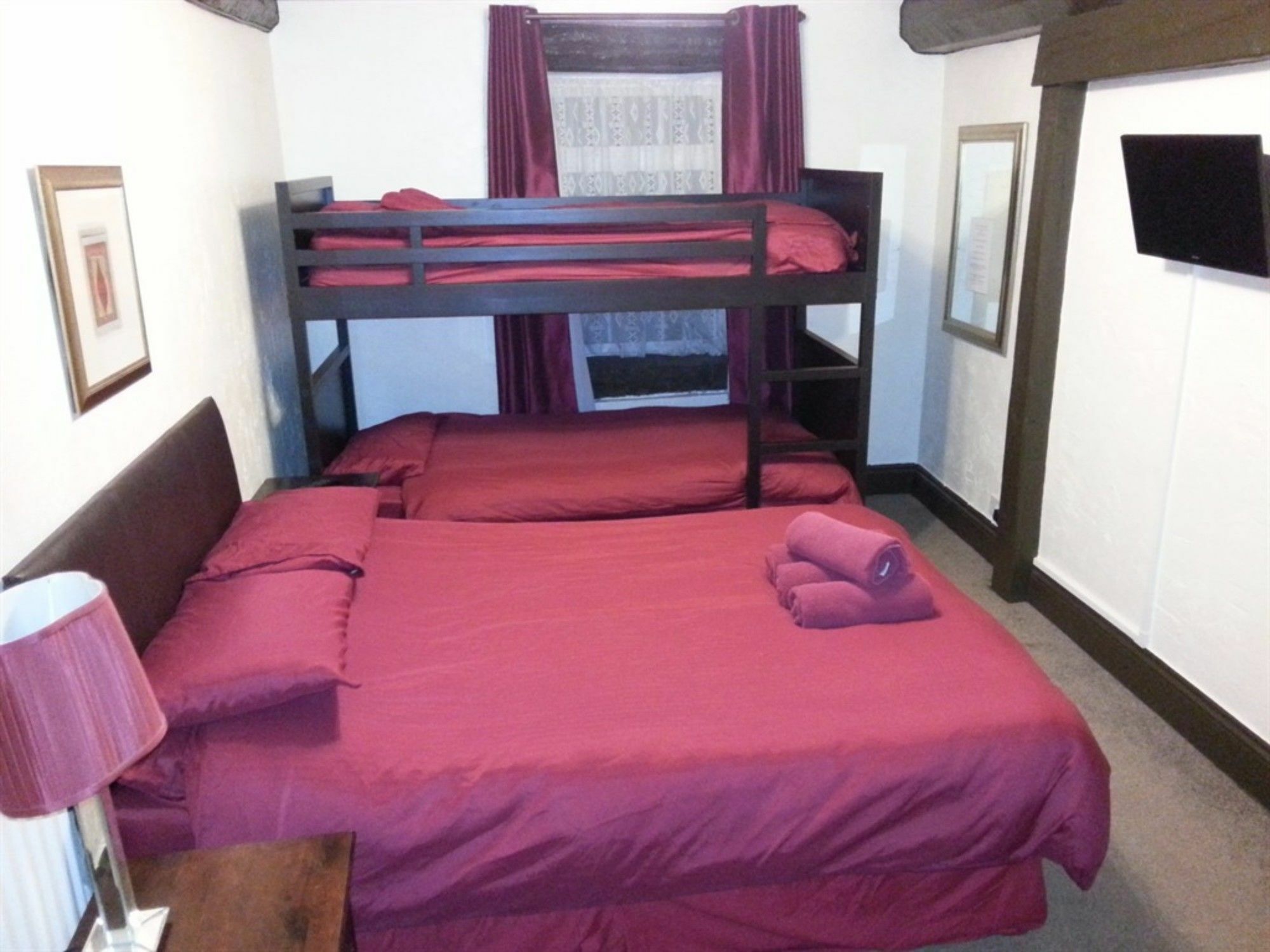 The Cross Inn Cauldon Екстер'єр фото